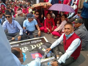 भोलिबाट आम शैक्षिक हडताल, सबै शिक्षकलाई काठमाण्डौं बोलाइयो