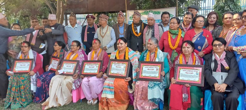 सुसेलीको सम्मान कार्यक्रम : कर्मठ महिला पुरस्कार जनितालाई